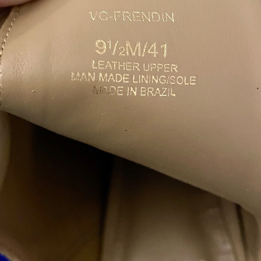 Vince Camuto Frendin Leather Tan Booties Size 9.5 - Picture 15 of 15